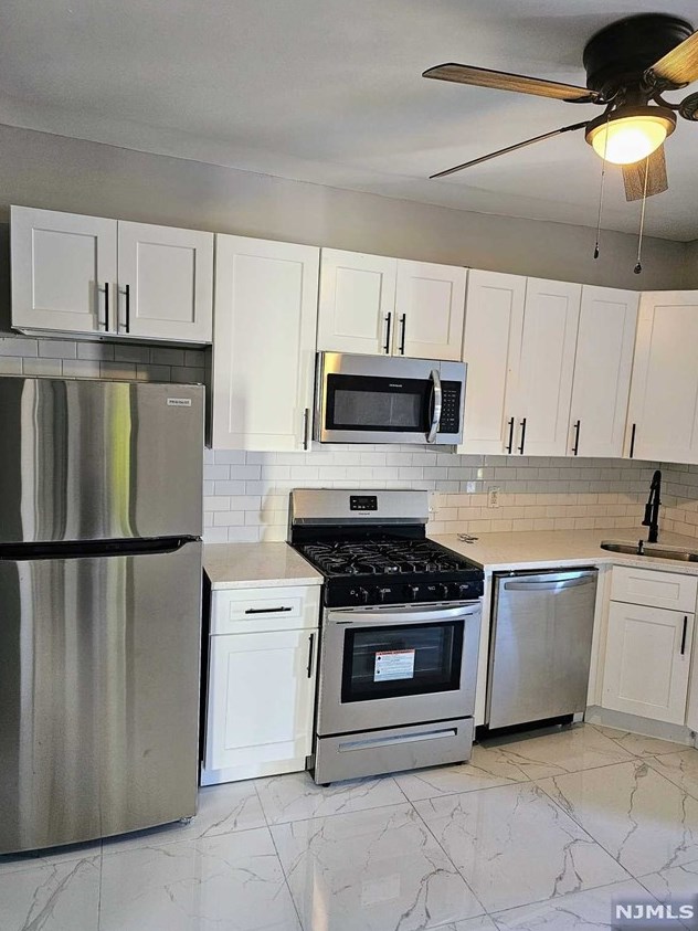 39 Passaic Ave, Nutley NJ  07110-2946 exterior
