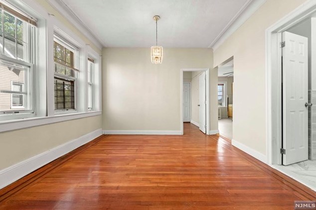 16 Poe Ave, Newark NJ  07106-1507 exterior