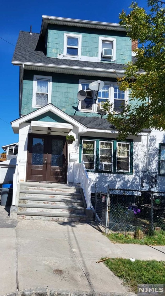 70 Overlook Ave #3rd Floor, Belleville, NJ 07109