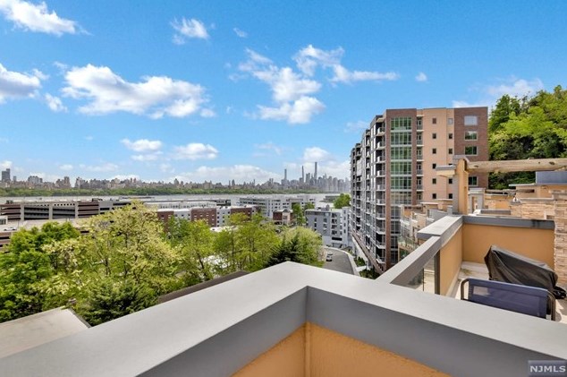 8719 Churchill Rd #8719, North Bergen, NJ 07047