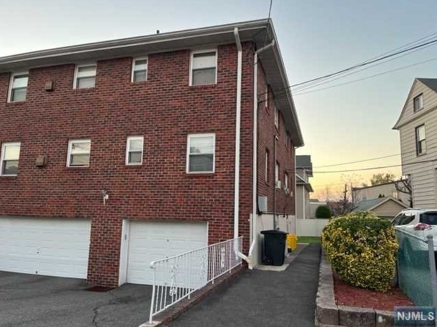 135 Columbus Ave #4, Palisades Park, NJ 07650