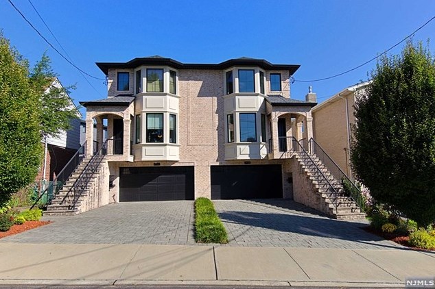 247 Hoym St #b, West Fort Lee, NJ 07024