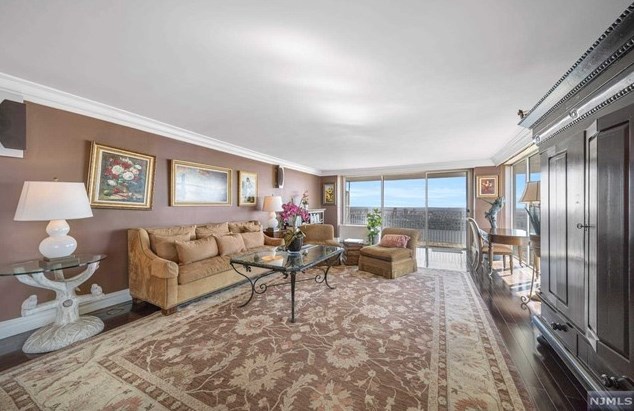 1530 Palisade Ave #29l, West Fort Lee, NJ 07024