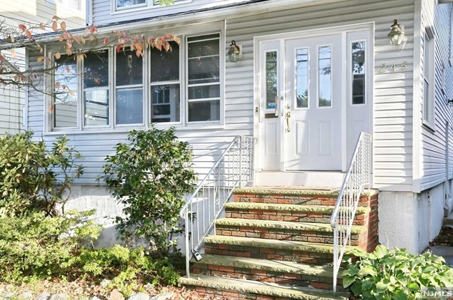 245 Chestnut Ave, Bogota, NJ 07603
