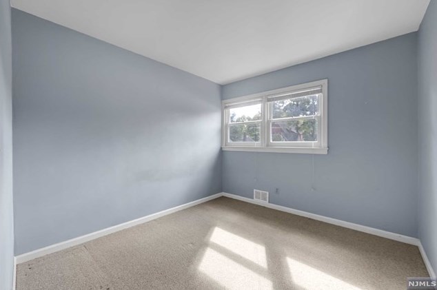 66 Washington Ave, Hillsdale NJ  07642-2840 exterior