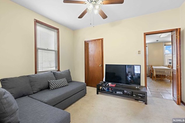 221 Riverview Pl, Cliffside Park, NJ 07010