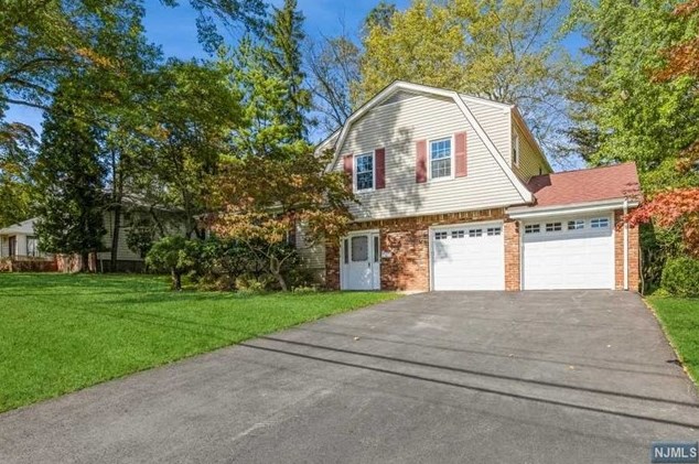 3 Lincoln Terrace, Harrington Park, NJ 07640