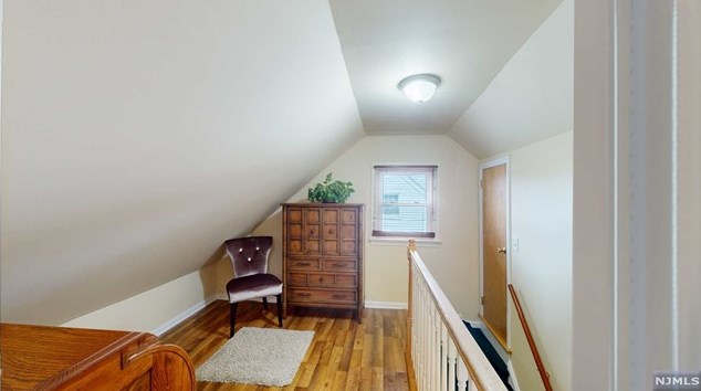 90 Hamilton Ave, Elmwood Park NJ  07407-2936 exterior