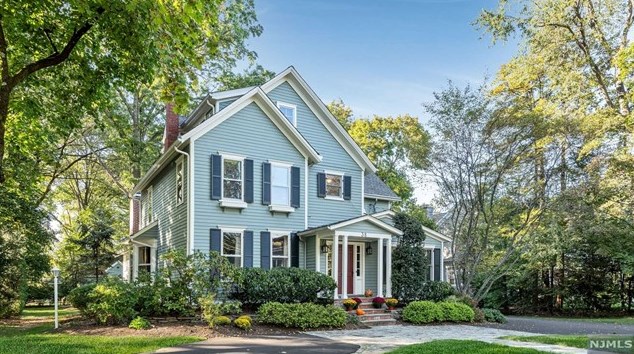 38 N Pleasant Ave, Ridgewood, NJ 07450