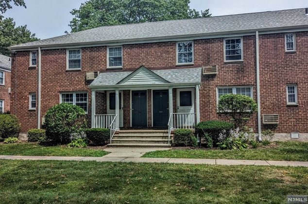 78 Clark Ct, Rutherford, NJ 07070
