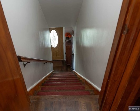 733 Colonial Ave, Union Center NJ 07083-7407 exterior