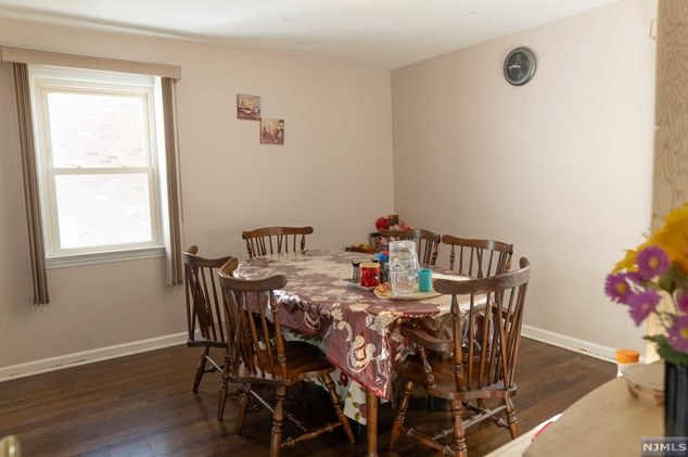 733 Colonial Ave, Union Center NJ 07083-7407 exterior