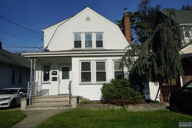 15 Prospect Ave #2nd Fl, North Arlington, NJ 07031