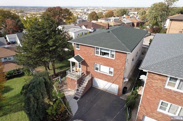 157 Cottage Pl, Fairview, NJ 07022
