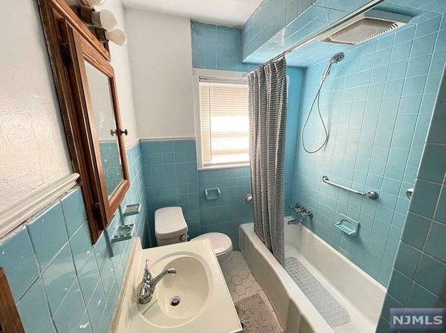 44 Jackson Ave, Rutherford NJ  07070-1006 exterior