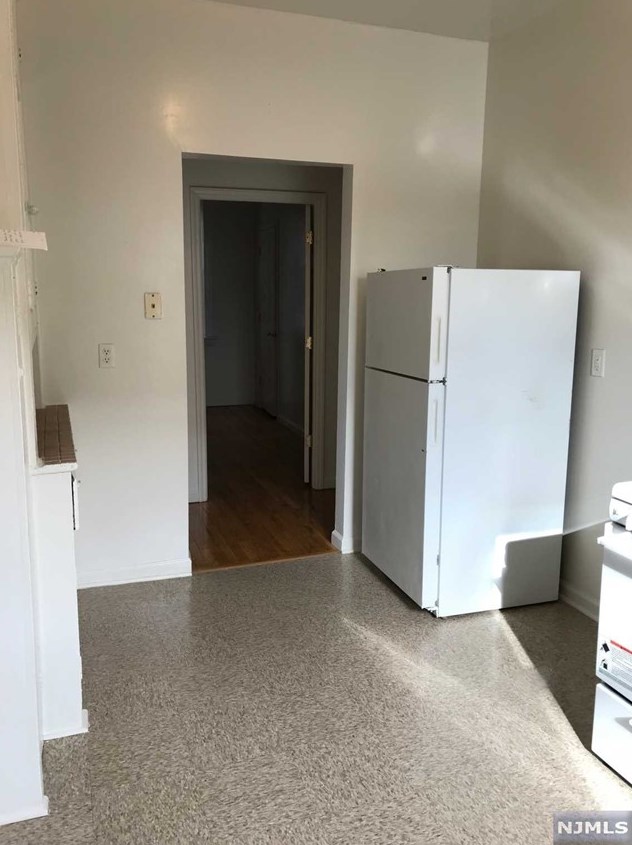 1 Addison Ave #10, Rutherford, NJ 07070