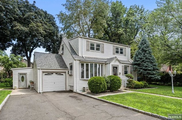 234 Rambler Ave, N Milford, NJ 07646