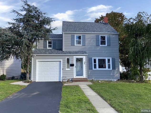 32 Hoover St, North Arlington, NJ 07031