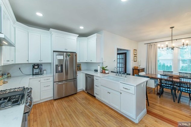208 Magnolia Ave, Hillsdale, NJ 07642