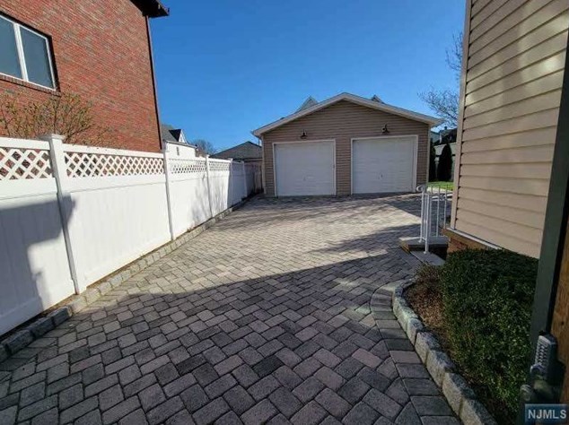 231 Wallington Ave, Wallington, NJ 07057