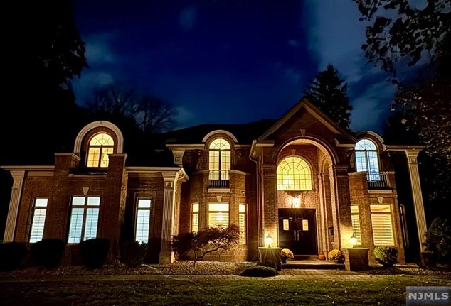 367 Homans Ave, Closter, NJ 07624