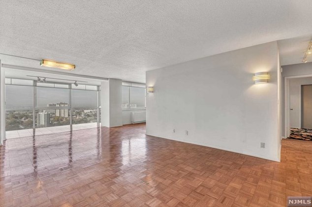 1600 Parker Ave #26a, West Fort Lee, NJ 07024