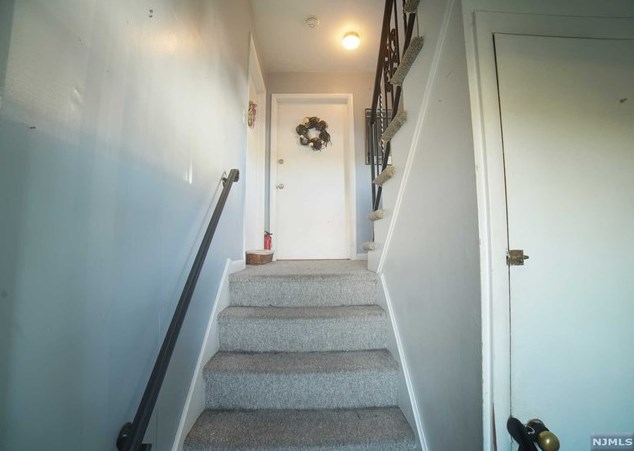 130 Meadow Rd, Rutherford, NJ 07070