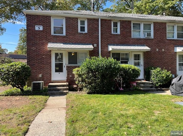 130 Glenbrook Pkwy #3d, Englewood, NJ 07631