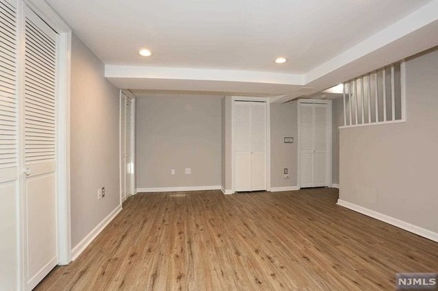 86 Chestnut St, Midland Pk NJ  07432-1514 exterior