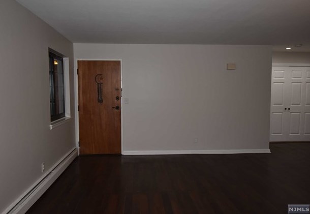 8993 Teaneck Rd #a3, Ridgefield Park, NJ 07660
