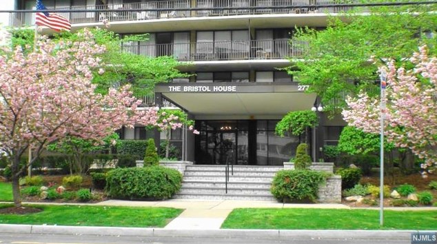 277 Prospect Ave #18b, Hackensack, NJ 07601