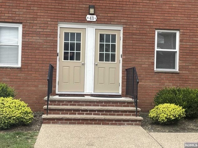 43 Knox Ter Apt 1b, Wayne, NJ