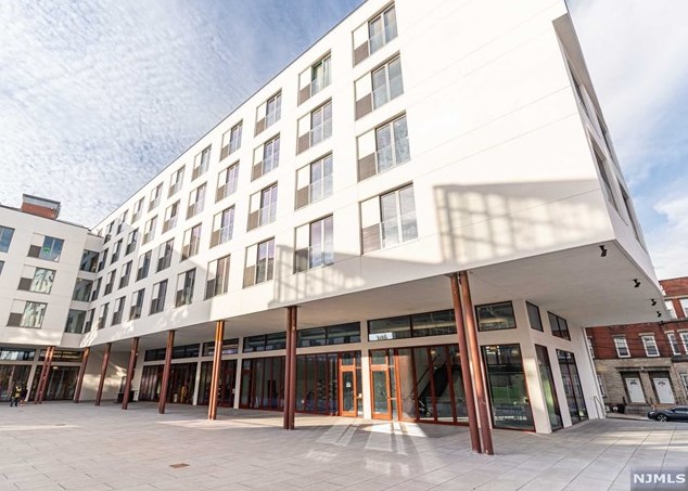 129-145 Court St #3s, Newark, NJ 07103