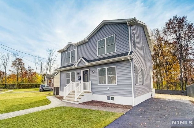 66 Edward Ct, Clifton, NJ 07011