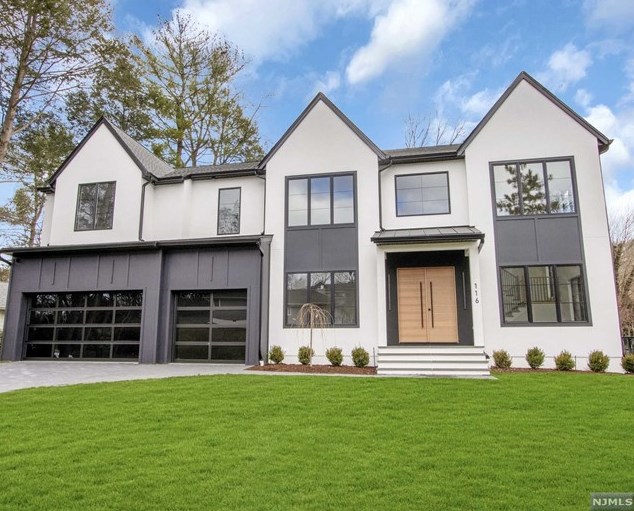 116 Lake Rd, Demarest, NJ 07627