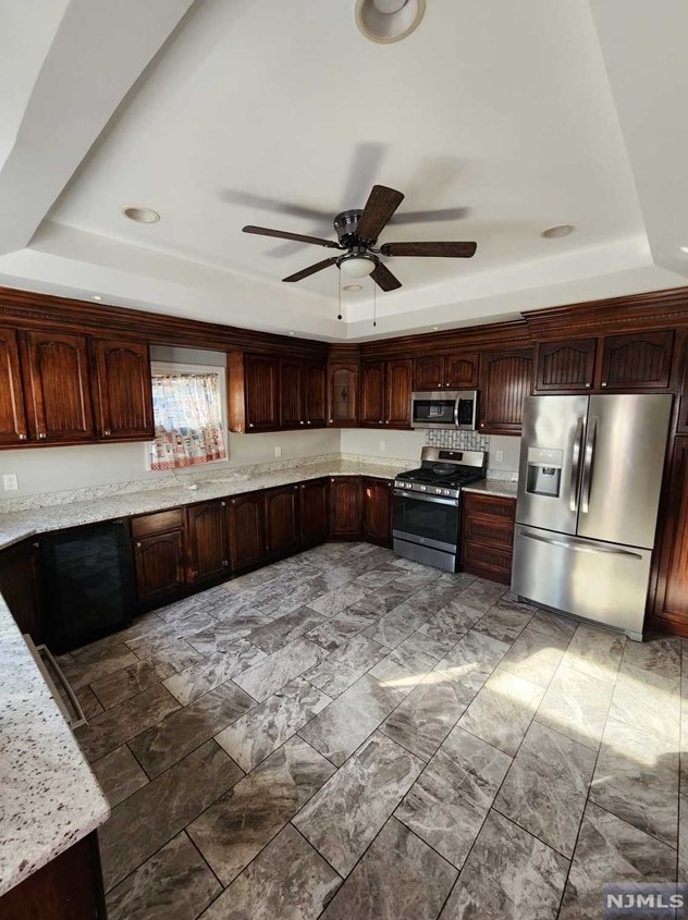388 Liberty Rd, Englewood, NJ 07631