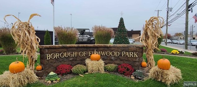 87 Ackerman Ave, Elmwood Park NJ  07407-1608 exterior