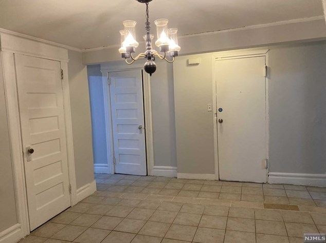 193 6th St, Newark NJ  07107-1605 exterior