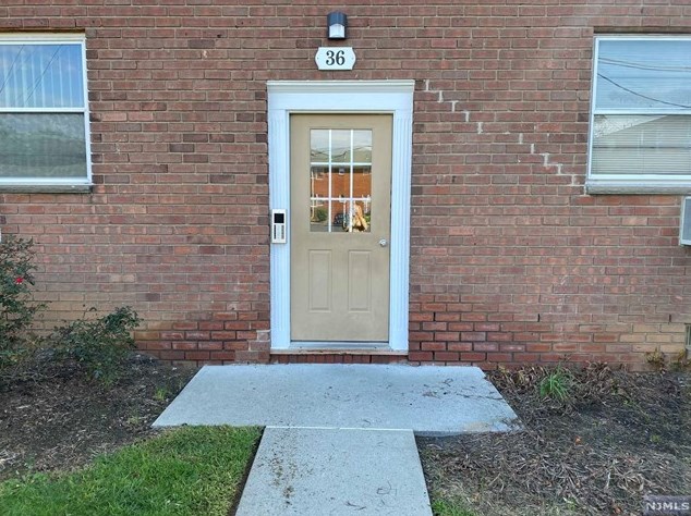 36 Knox Ter, Wayne, NJ 07470-2331