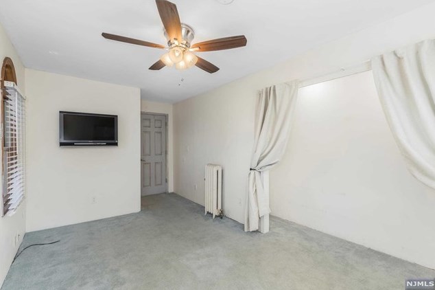 12 Eastern Way, Rutherford NJ  07070-2116 exterior