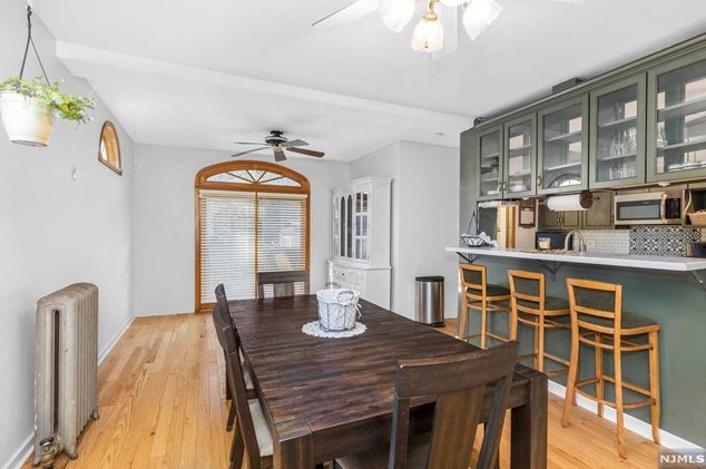 12 Eastern Way, Rutherford NJ  07070-2116 exterior