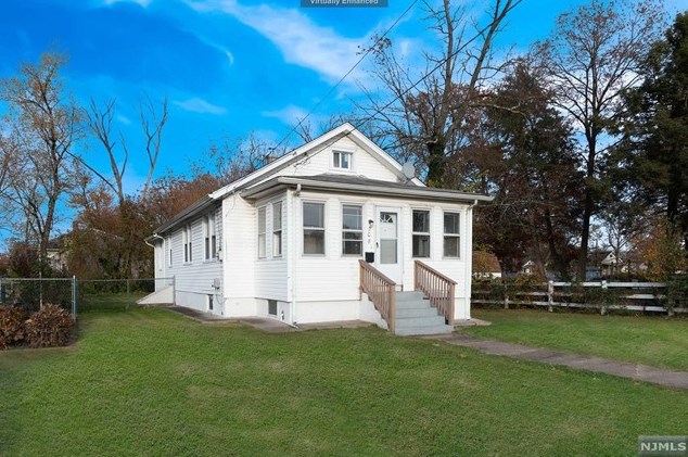 208 W Red Bank Ave, West Deptford, NJ 08096