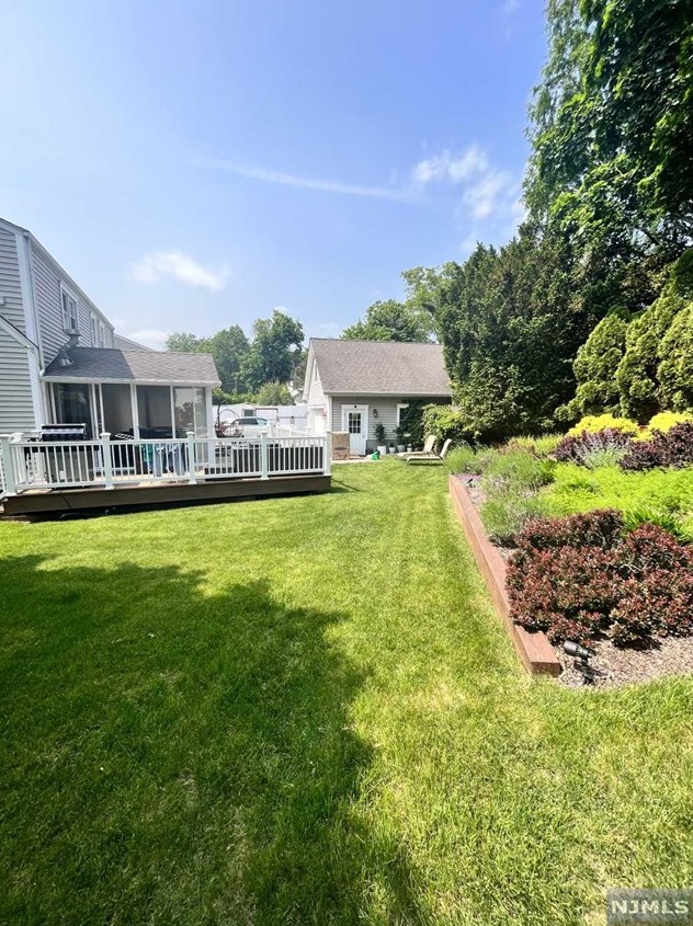 92 Paterson Ave #1, Midland Pk, NJ 07432