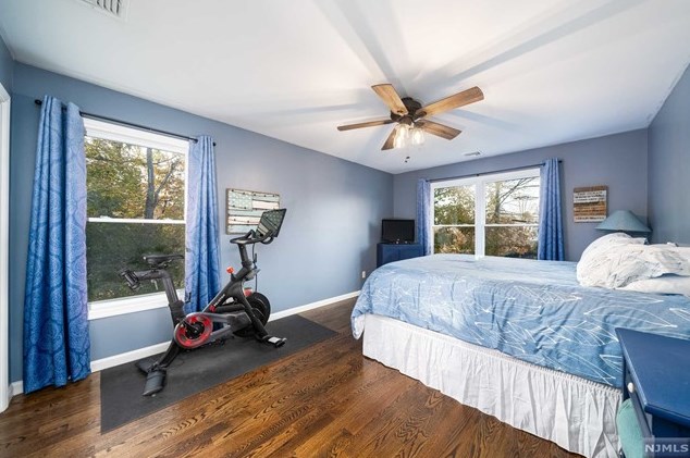 10 New Jersey Ave, Bergenfield NJ  07621-1325 exterior