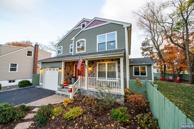 10 New Jersey Ave, Bergenfield NJ  07621-1325 exterior