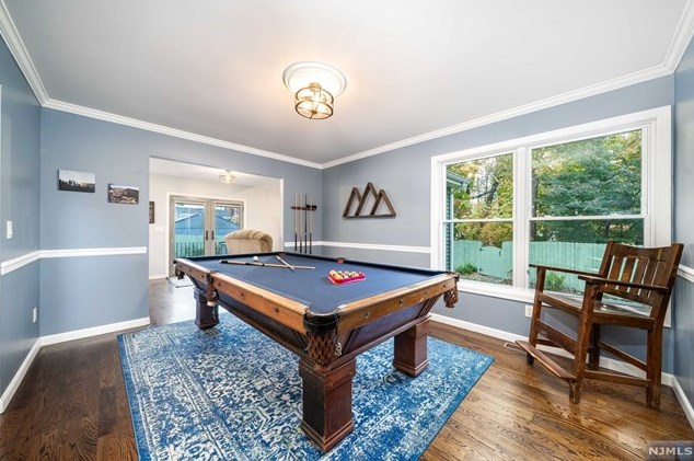 10 New Jersey Ave, Bergenfield NJ  07621-1325 exterior