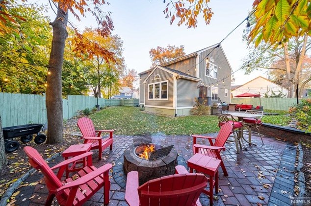 10 New Jersey Ave, Bergenfield NJ  07621-1325 exterior