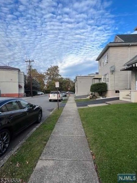 14 May St, Wallington NJ  07057-1206 exterior