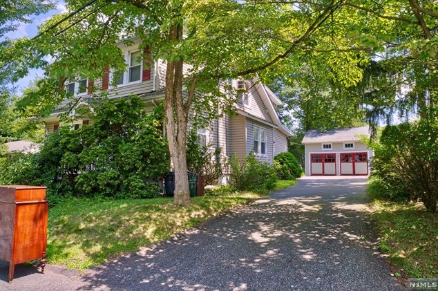 19 Julia St #2nd Flo., Closter, NJ 07624