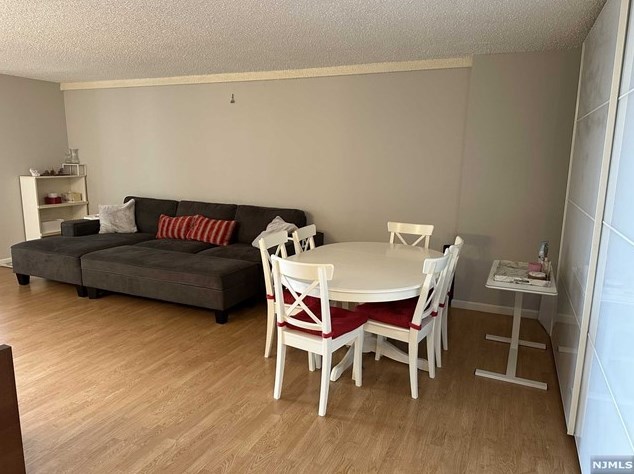 300 Winston Dr Apt 1207, Cliffside Park, NJ 07010
